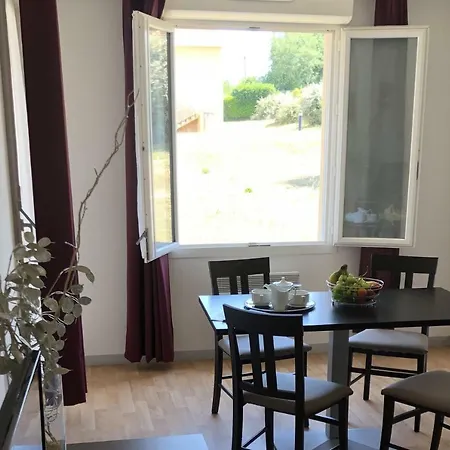 Apartment Patio Parc Argenton-lʼ Église